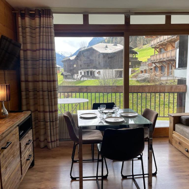 Studio ski aux pieds avec balcon ensoleillé, WIFI à Morzine - FR-1-679-5 - Monolocale - 13