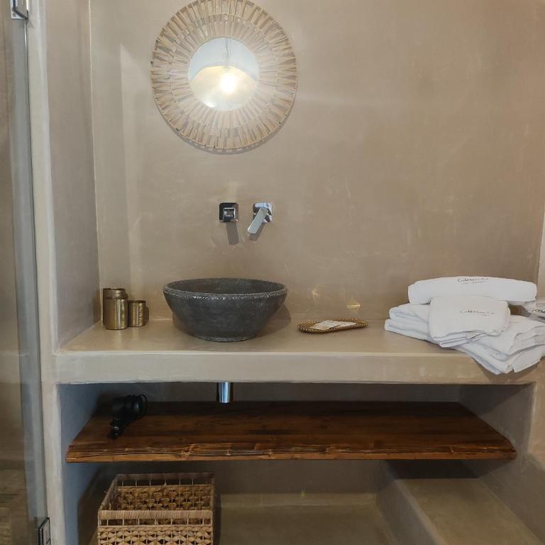 Caterina's Suites & Apartament - Camera Matrimoniale Standard - 4