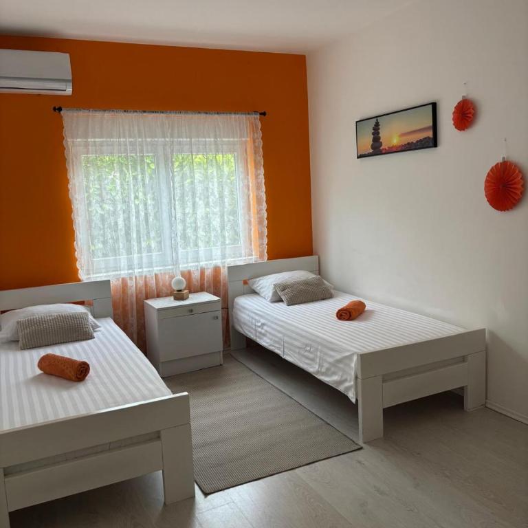 Villa Vita - Three-Bedroom Villa - 9