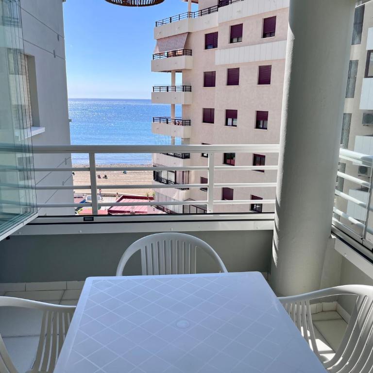 Modern apartment on the beach with pool - Apartamento de 1 dormitorio - 33