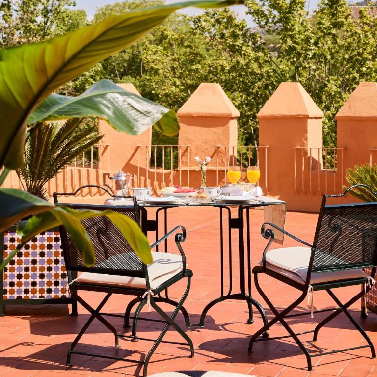 Alhambra Palace Hotel - Two-Bedroom Suite - 5