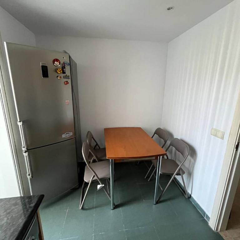 Sydney - Two-Bedroom Apartment - 17