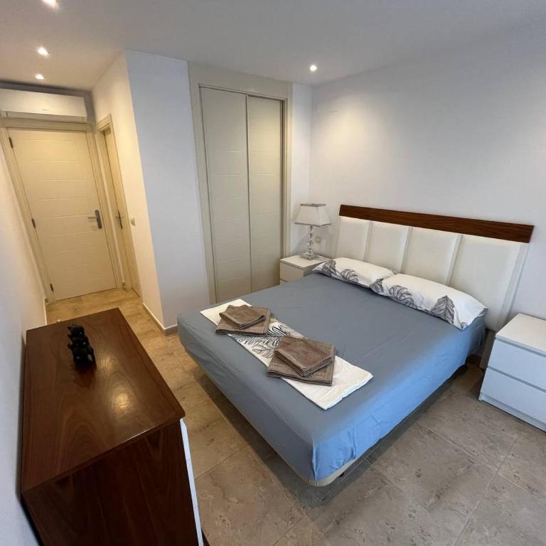 Sydney - Two-Bedroom Apartment - 28
