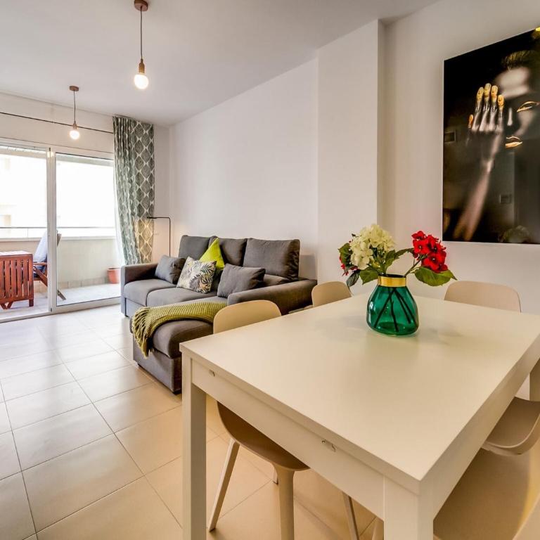 Apartment in Fenals near Stunning Beaches - Apartamento de 2 dormitorios - 19