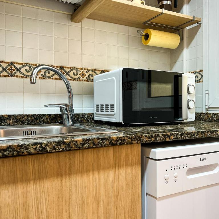 Apartment in Blanes with Sea Views - Apartamento de 3 dormitorios - 14