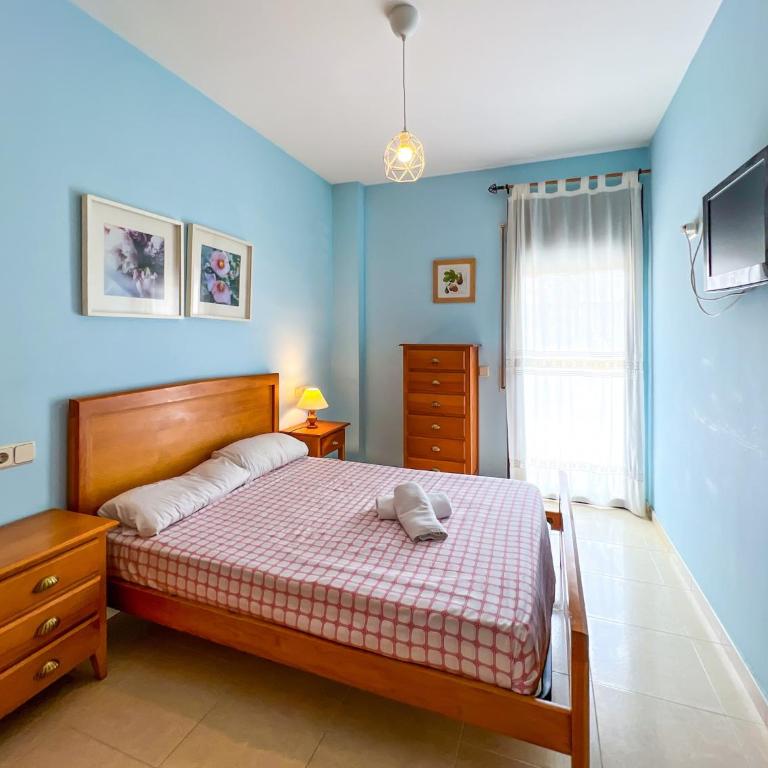 Apartment in Fenals near Beach & Saltwater Pool - Apartamento de 2 dormitorios - 5