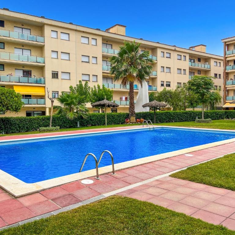 Apartment in Fenals near Beach & Saltwater Pool - Apartamento de 2 dormitorios - 8