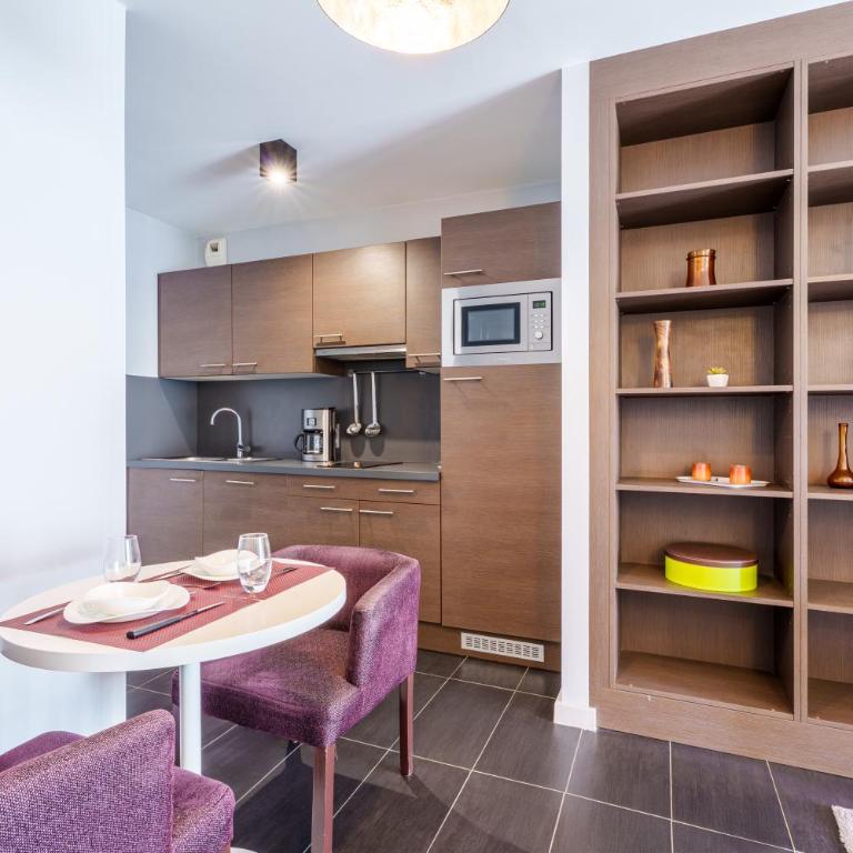 Apparthôtel Tempologis - St Germain à Grenoble - Appartement avec Balcon - 9