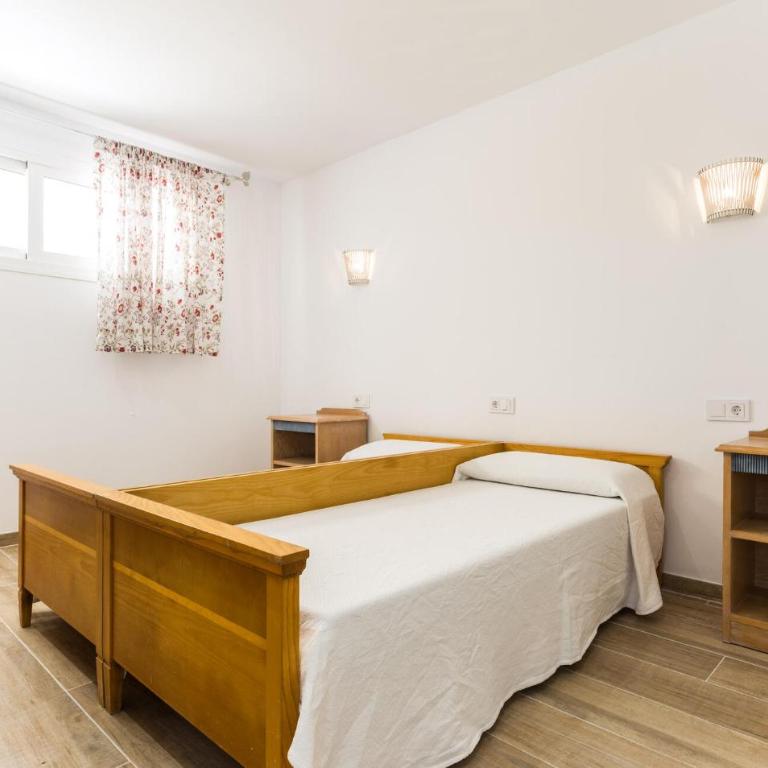 Oasis Can Picafort - Four-Bedroom Vacation Home - 15