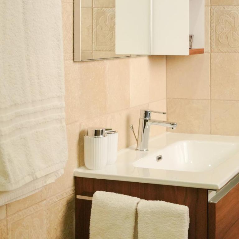 Uria Rooms & Suite B&B - Camera Matrimoniale - 13