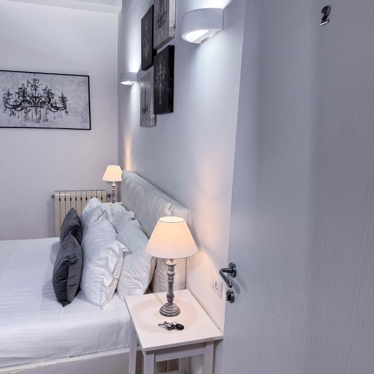 Ripetta 35 - Double Room with Private Bathroom - 16