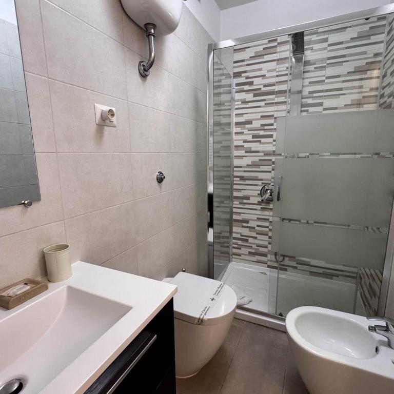 Ripetta 35 - Triple Room with Private Bathroom - 17