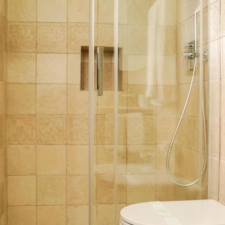 Uria Rooms & Suite B&B - Camera Matrimoniale - 11