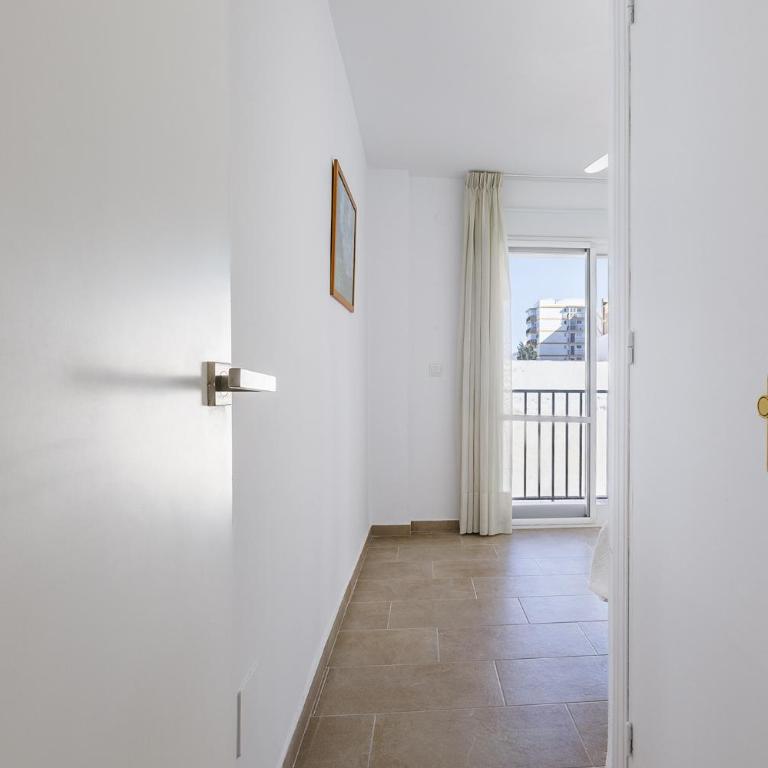 A&N Central Beach Walk Family Apartment with Terraza - Apartamento - 54