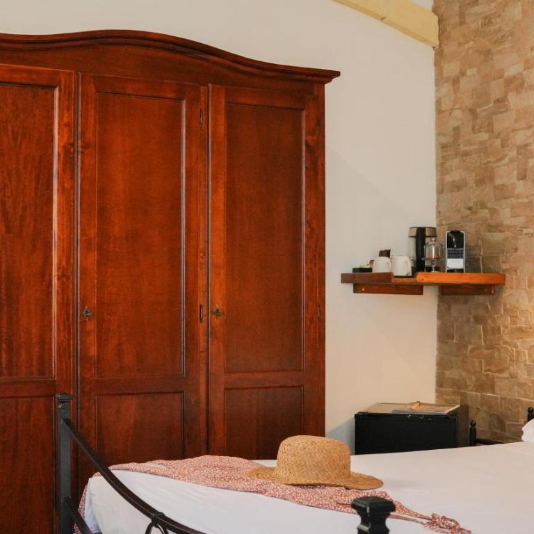 Uria Rooms & Suite B&B - Camera Matrimoniale - 8