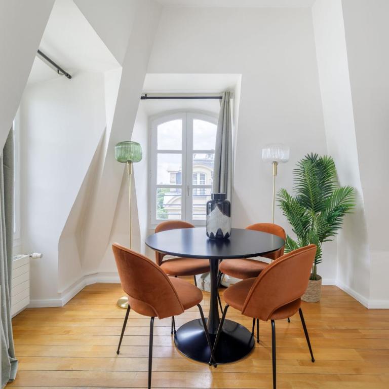 Luxury apartments - Avenue Montaigne - Studio Deluxe - 3