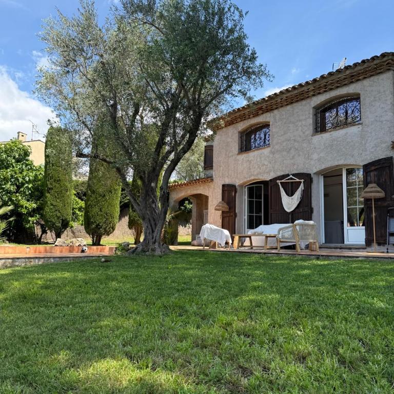 Location de chambre Villa les allamandas - Chambre Double avec Salle de Bains Privative - 62