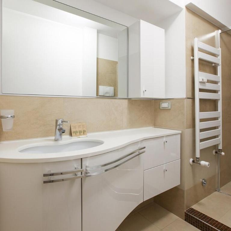 La casa di Moreno - Elegant Apartment in Corso Vercelli - Appartamento con 2 Camere da Letto - 5
