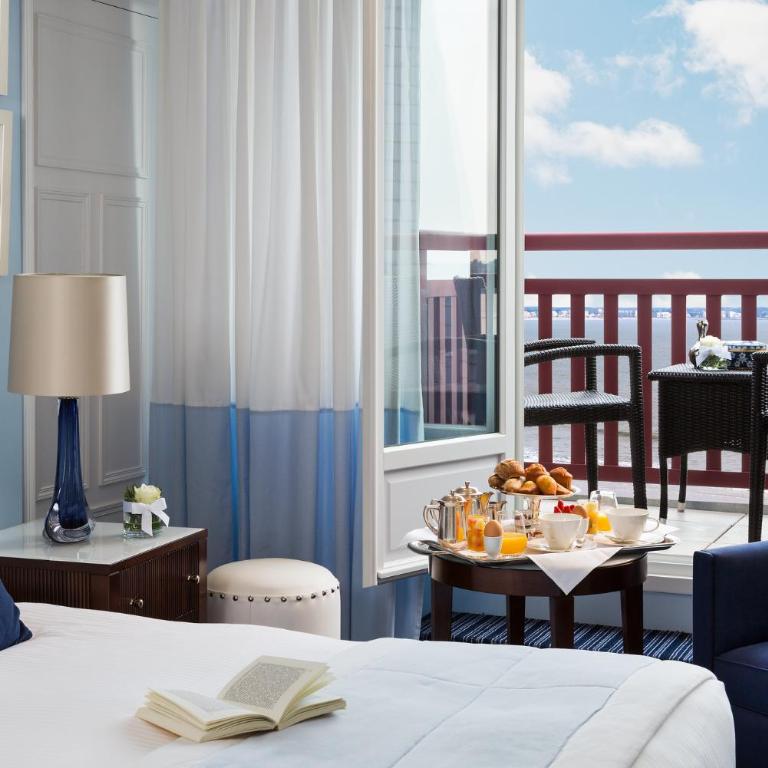 Hôtel Barrière L'Hermitage - Chambre Double Prestige avec Vue sur Mer - 4