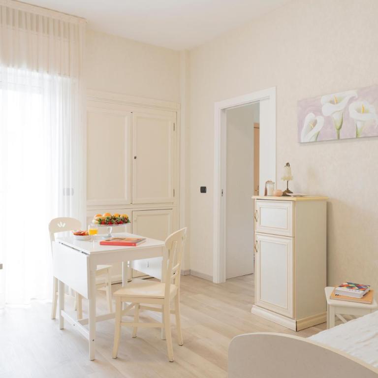 Hotel Mondial - Appartamento Monolocale con Vista Mare - 5