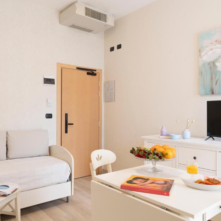 Hotel Mondial - Appartamento Monolocale con Vista Mare - 9