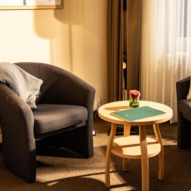 Eibsee Hotel - Doppel-/Zweibettzimmer mit Seeblick - 6