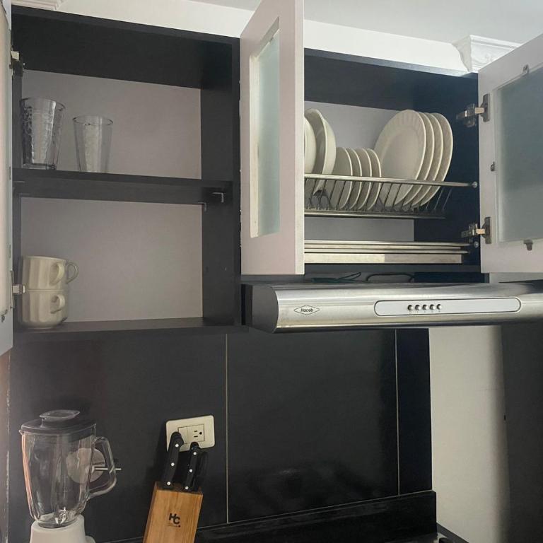Apartamento renovado parque La Floresta, reserva minimo de 21 dias - Two-Bedroom Apartment - 9