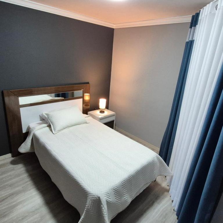 Premium Apartamentos Torre Azul - Three-Bedroom Apartment with Balcony - 4