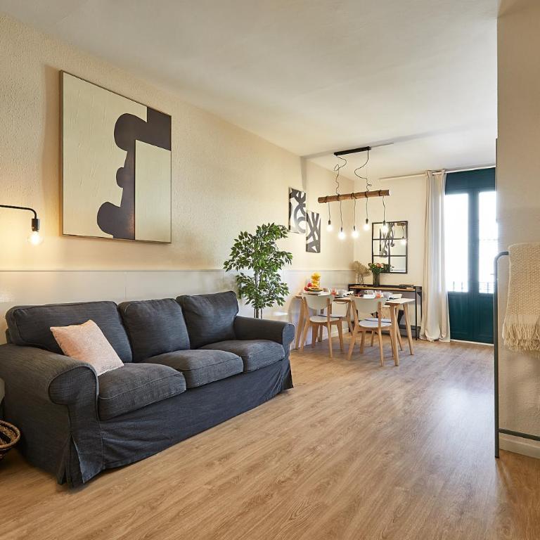 BBarcelona Clot Apartments - Three-Bedroom Apartment - 6
