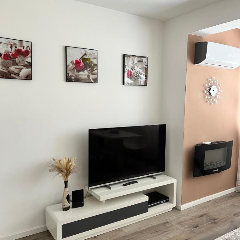 Apartmani Gandi - One-Bedroom Apartment - 6