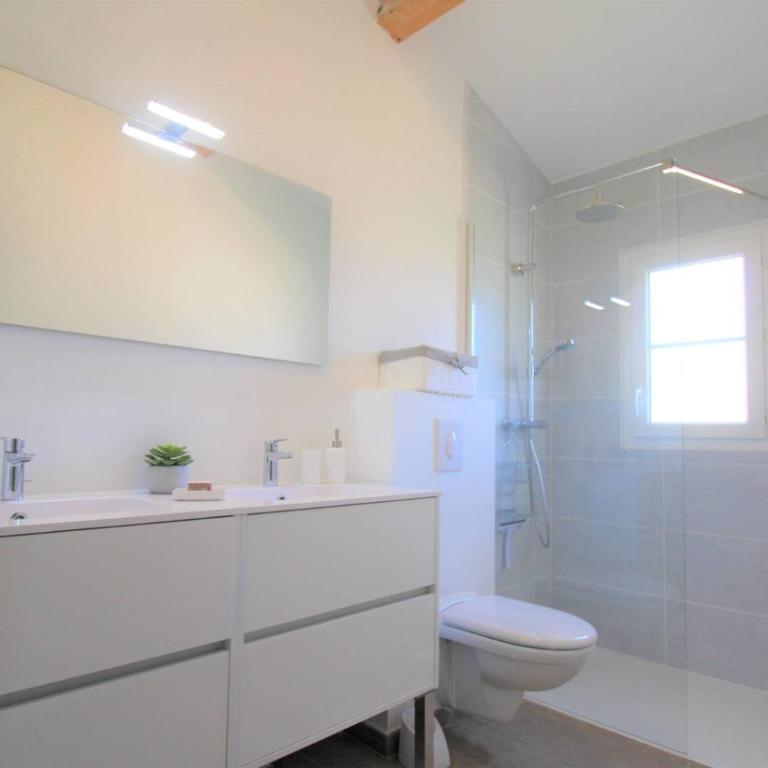 A Grimaud dans le Golfe de St Tropez - Villa avec piscine privative plage à pied - Maison 4 Chambres - 17