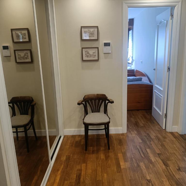 Zona centro con plaza de garaje VUT3983AS - Apartamento de 3 dormitorios - 7