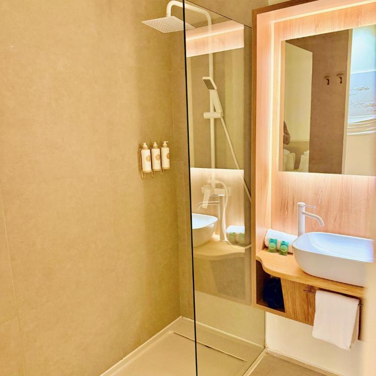 Reina Victoria Velázquez - Habitación Doble con jacuzzi - 18