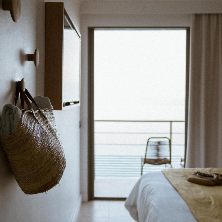 Les Roches Brunes - Chambre Double de 17 m² avec Balcon - Vue sur Mer - 8