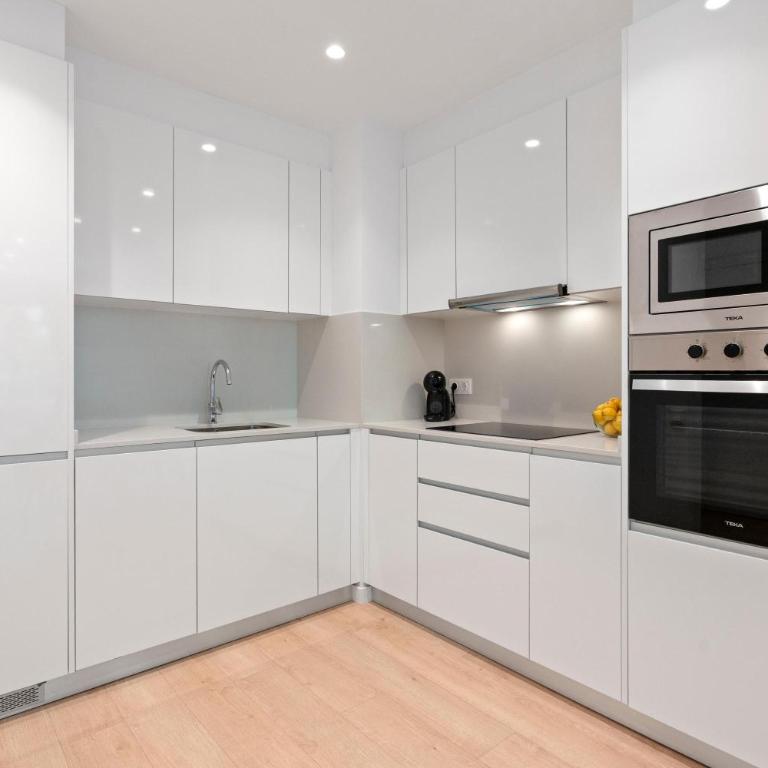 Monthly 32 Nights 1BR Pools Parking - Apartamento - 12