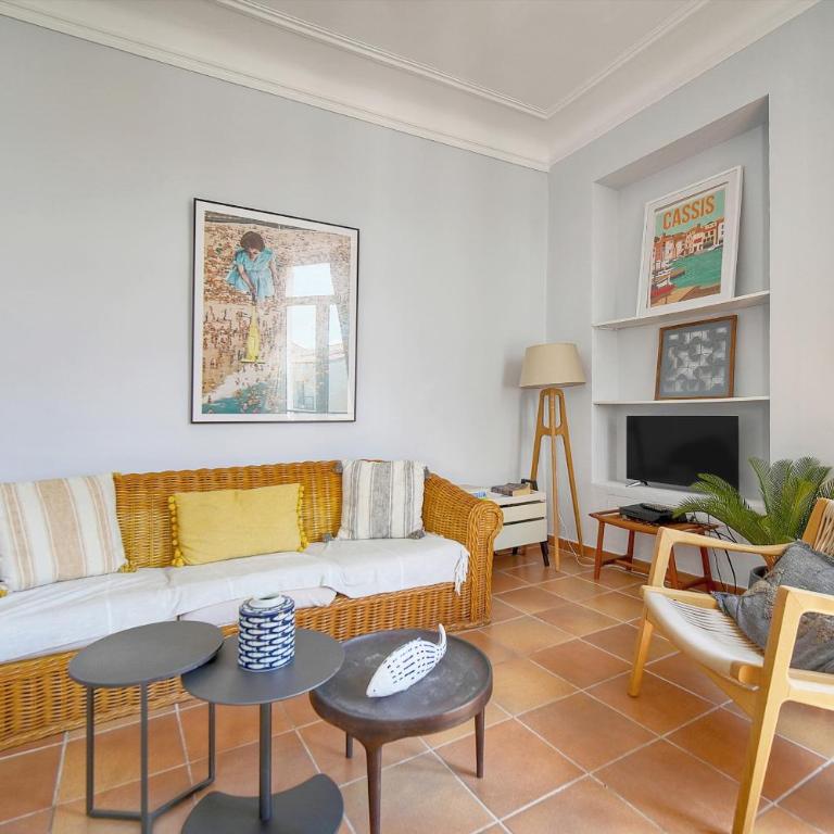 Lumineux 2 chambres, CARRE D'OR-COEUR DE CANNES A2B196 - Apartment mit Stadtblick - 13