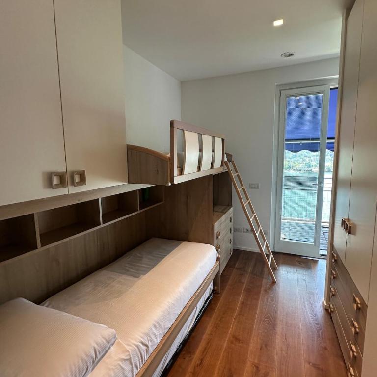 K V!STA Penthouse in Centre town - Amazing view! - Appartamento con 2 Camere da Letto e Vista Lago - 17