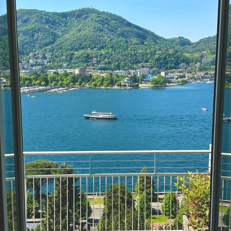 K V!STA Penthouse in Centre town - Amazing view! - Appartamento con 2 Camere da Letto e Vista Lago - 19