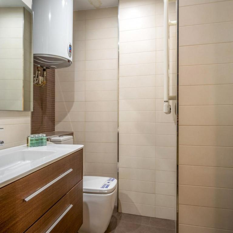 Bright with 7 balconies- 3 BDR 2BTH -Plaza Mayor - Apartamento - 19