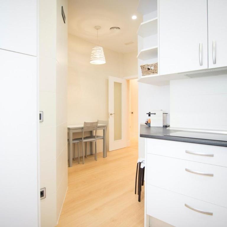 Bright Luxury apt. Puerta del Sol - Madrid - Apartamento - 13