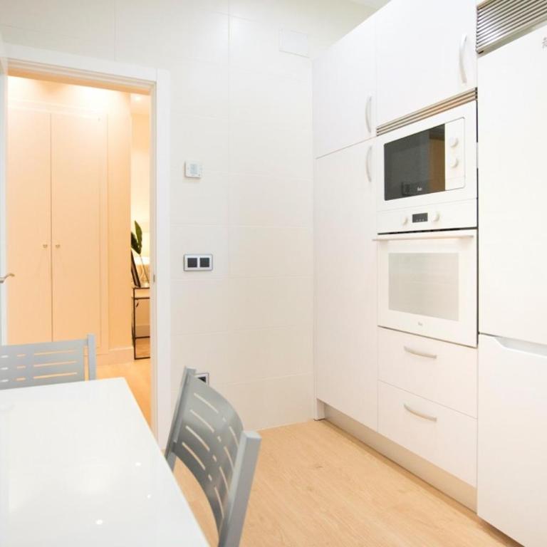 Bright Luxury apt. Puerta del Sol - Madrid - Apartamento - 14