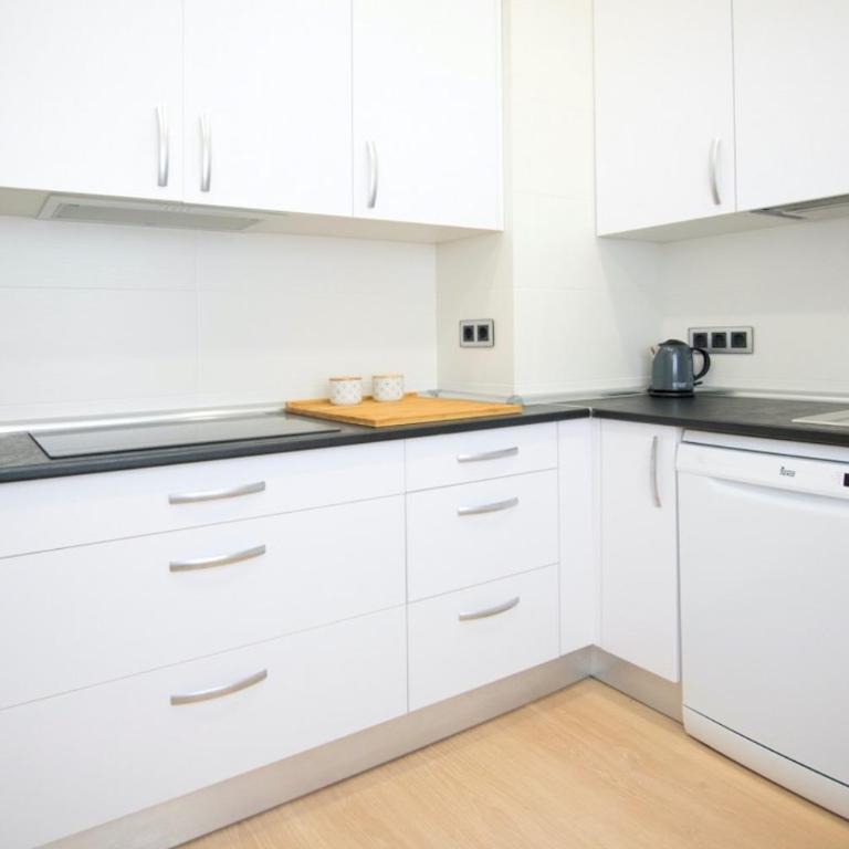 Bright Luxury apt. Puerta del Sol - Madrid - Apartamento - 12