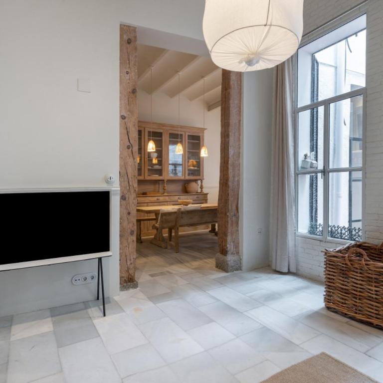 Exclusive Refurbished-3Bedrooms 2Baths-Malasaña - Three-Bedroom Apartment - 6