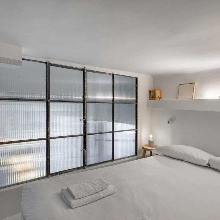 Exclusive Refurbished-3Bedrooms 2Baths-Malasaña - Three-Bedroom Apartment - 19