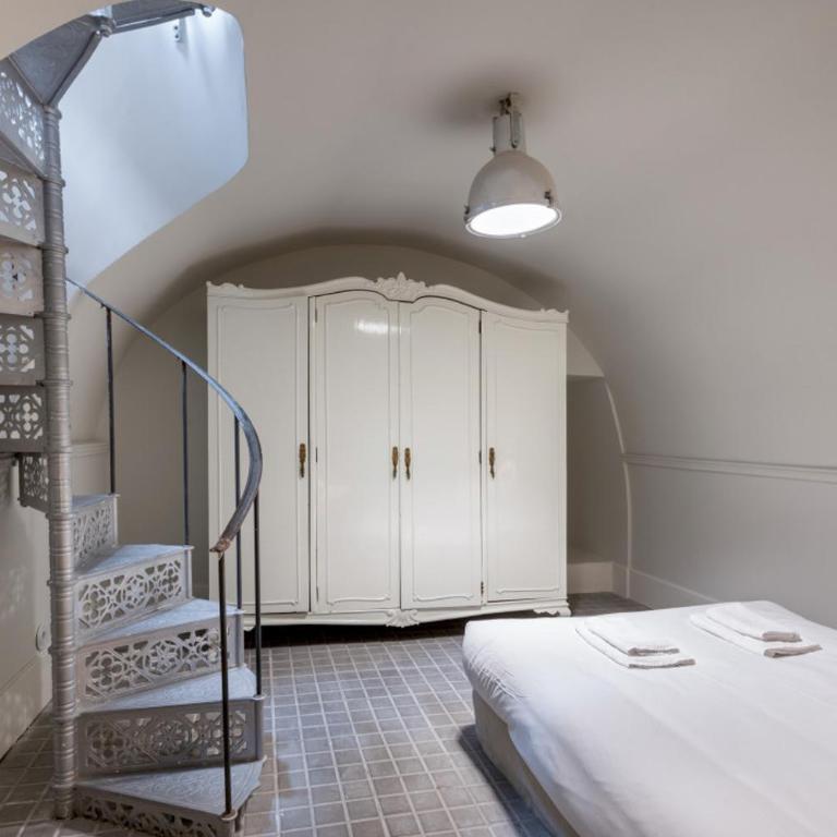 Exclusive Refurbished-3Bedrooms 2Baths-Malasaña - Three-Bedroom Apartment - 21