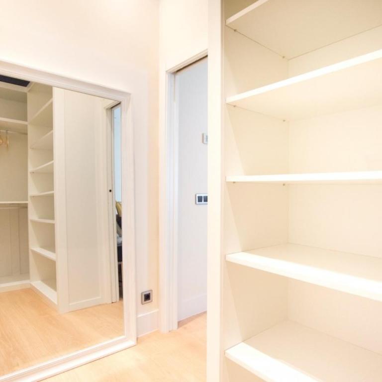Bright Luxury apt. Puerta del Sol - Madrid - Apartamento - 19