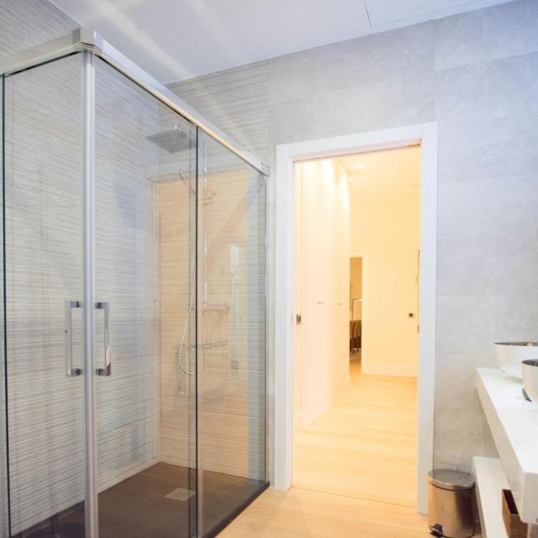 Bright Luxury apt. Puerta del Sol - Madrid - Apartamento - 21