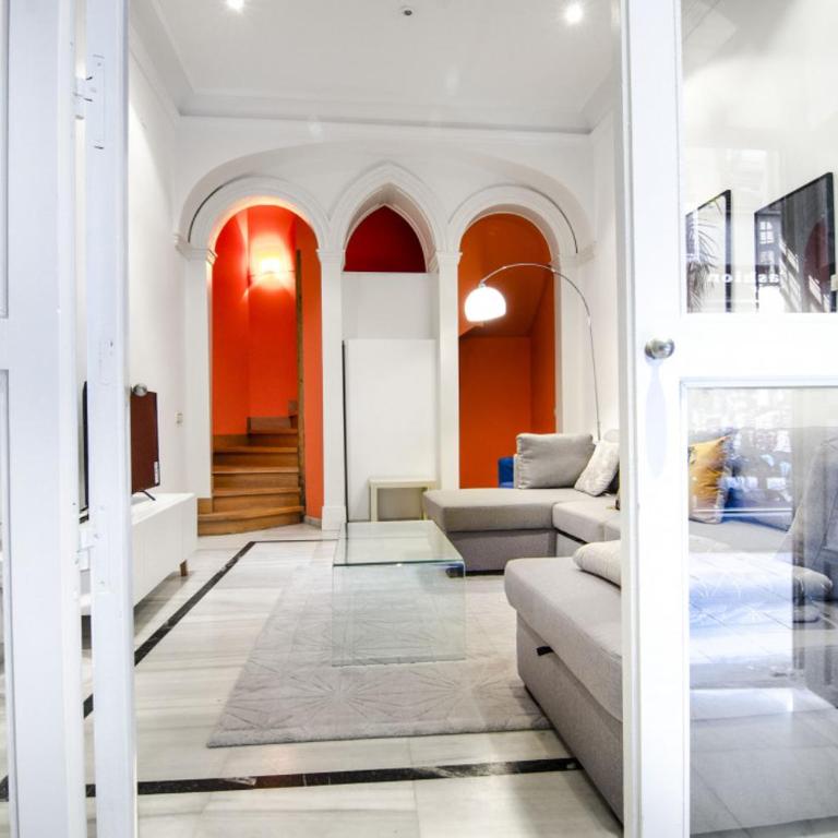 4 bedrooms 3.5 bathrooms furnished - Sol - functional spacious - Apartamento - 4