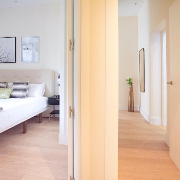 Bright Luxury apt. Puerta del Sol - Madrid - Apartamento - 31
