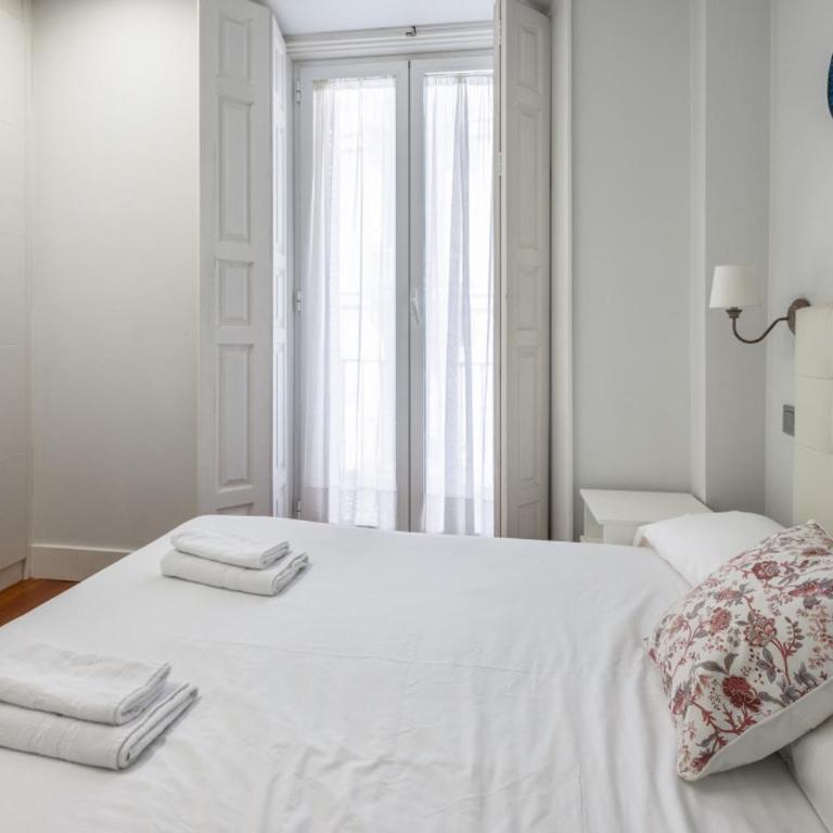Modern with 7 balconies - 3 Beds 2B - Plaza Mayor - Apartment - 17